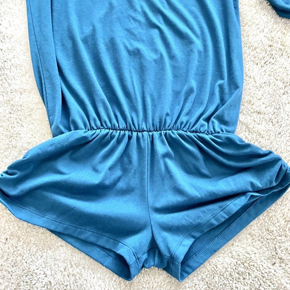 L Space Small Blue Romper Lace Shoulder V Neck Short Sleeve Mini Jumpsuit Shorts - Picture 3 of 14